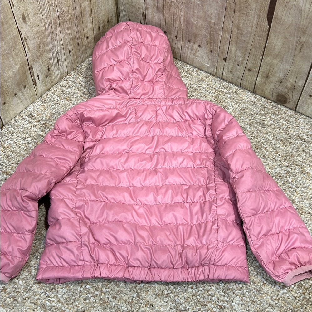 Primary Kids 4/5 lightweight Pink Puffer Jacket - Picture 3 of 11